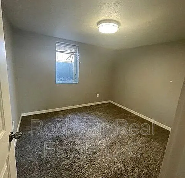 2213 N Perry St — Photo 3
