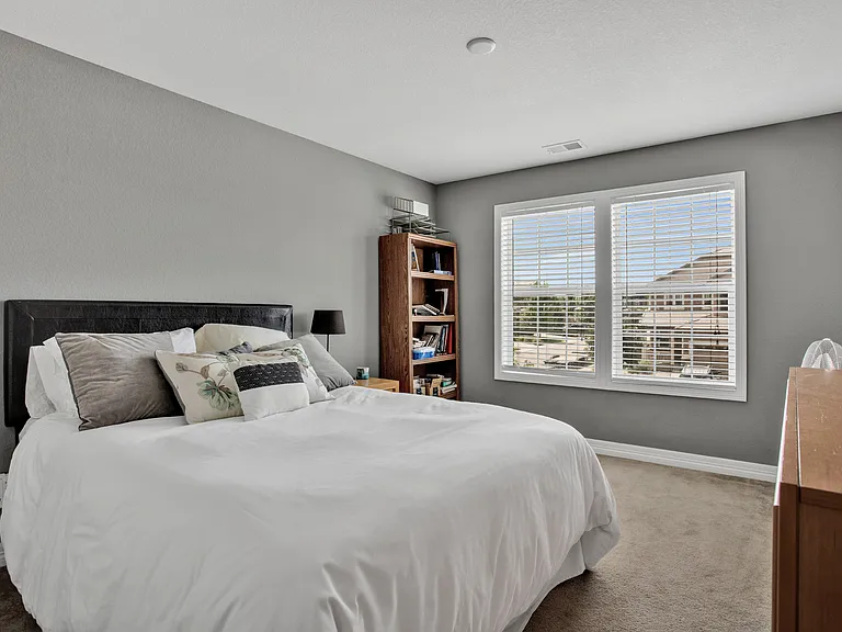12761 Fisher St — Photo 10