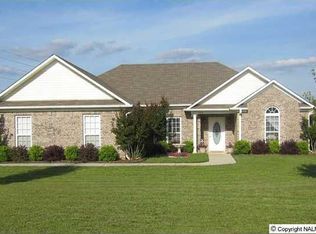 729 Butter & Egg Rd, Hazel Green, AL 35750