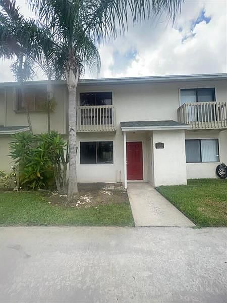 1st image of 4504 Pier Dr