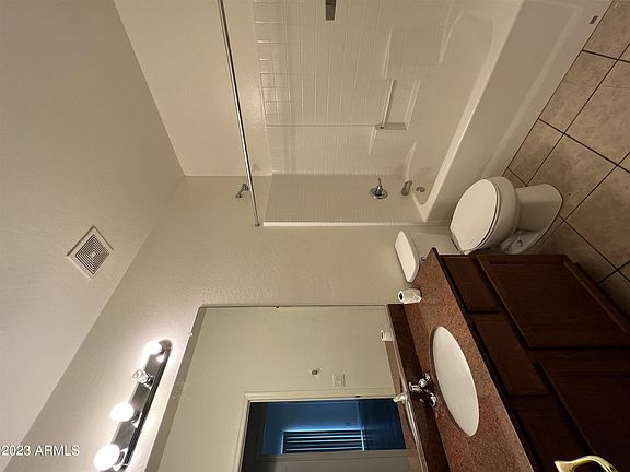 5th image of 16421 N 28th St #1