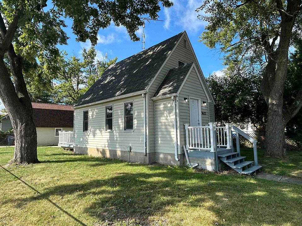1st image of 3622 Churchill Ave
