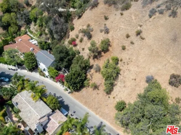 2133 Outpost Dr, Los Angeles, CA 90068