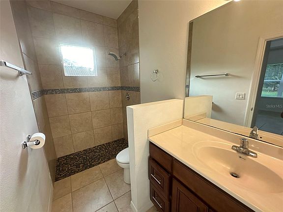 4th image of 45 Prosperity Ln #B