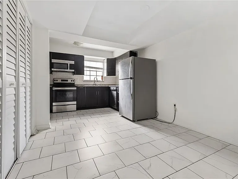 14414 Reuter Strasse Cir #212 — Photo 8