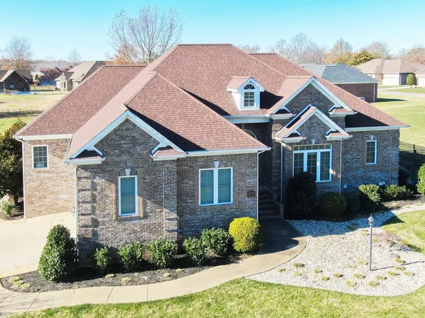 115 Peppers Mill Dr, Paducah, KY 42001