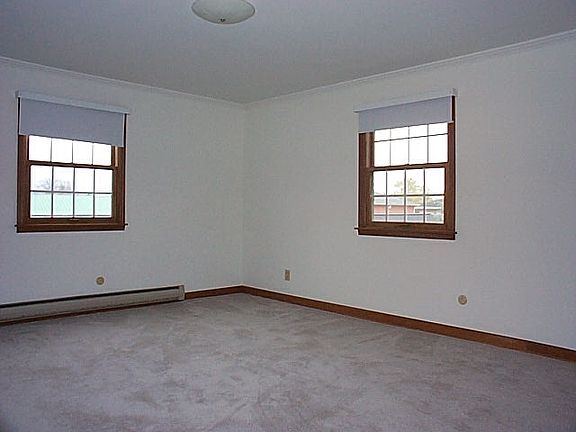 3rd image of 2511 E 2nd St