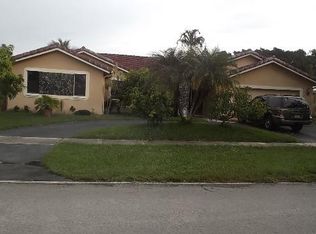 5120 Hawkes Bluff Ave, Davie, FL 33331