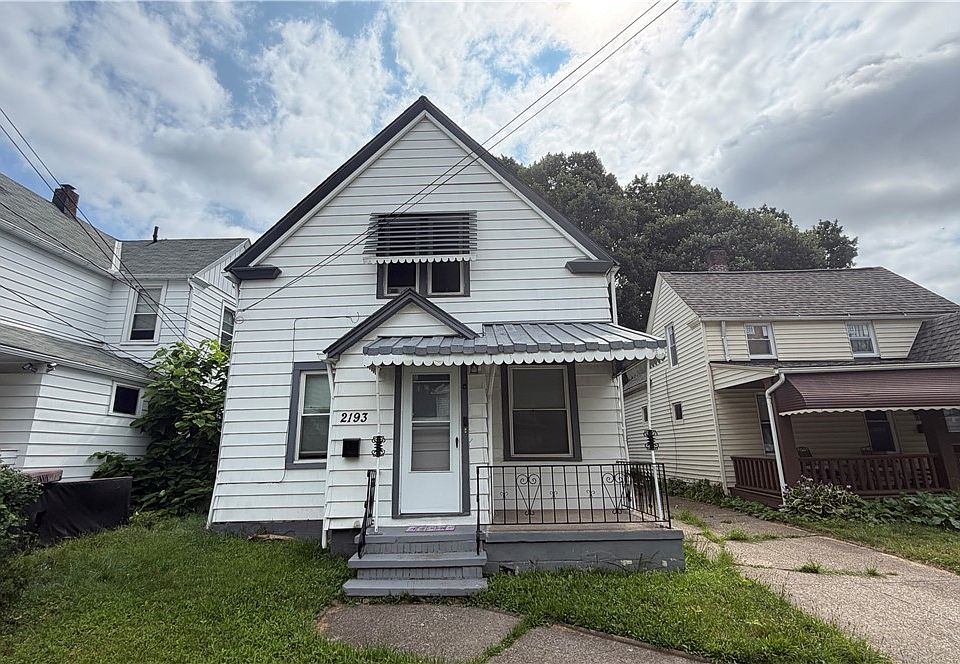 1st image of 2193 W 104th St
