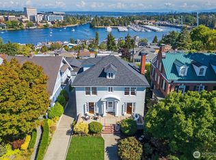 2822 10th Ave E, Seattle, WA 98102