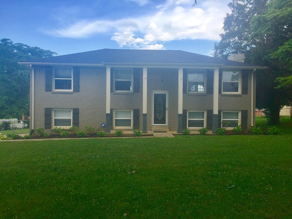 1st image of 103 Lady Marion Dr