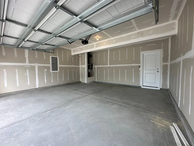 1492 Rhodes Pond St — Photo 18