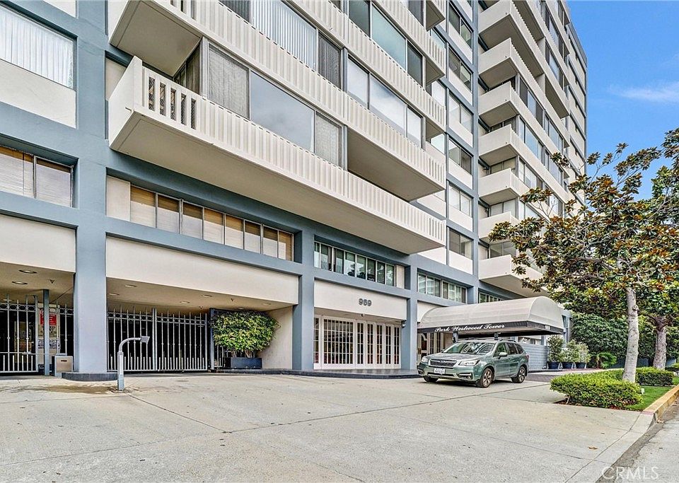 1st image of 969 Hilgard Ave APT 706