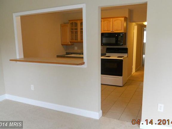5th image of 9703 Kings Crown Ct APT 2