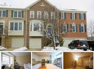 2212 Journet Dr, Dunn Loring, VA 22027