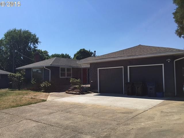 2nd image of 4326 SE Fieldcrest St