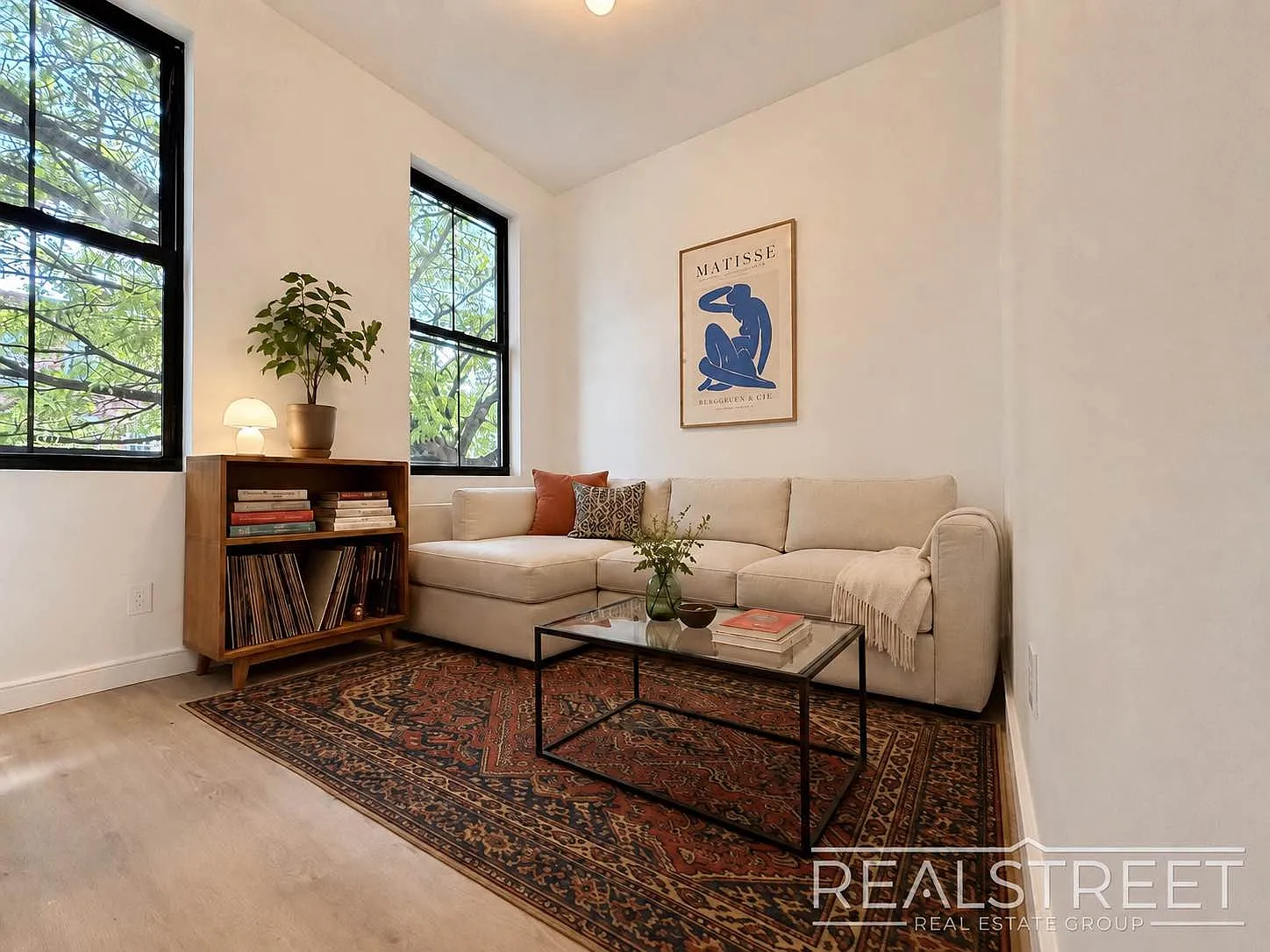 72 Utica Avenue — Photo 4