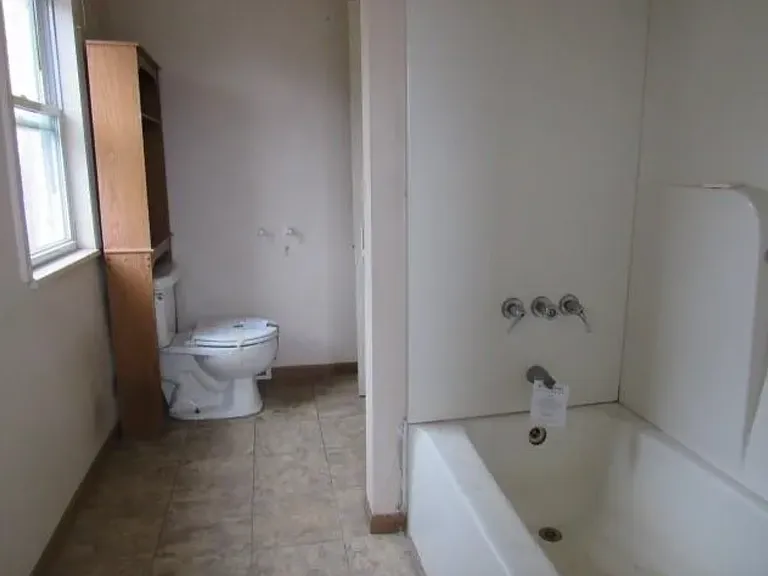 223 Searight Ave — Photo 10