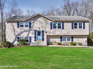 2155 Parkwood Dr, Wall Township, NJ 07719