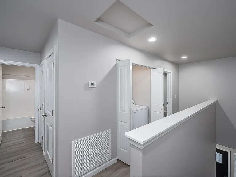 9646 Goodrich Rd SE #A-B — Photo 19