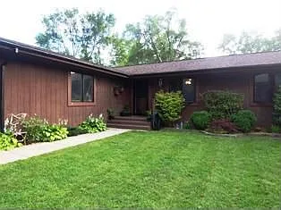 8620 Country Club Dr photo 1
