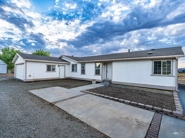 23282 Larkspur Ave, Tehachapi, CA 93561