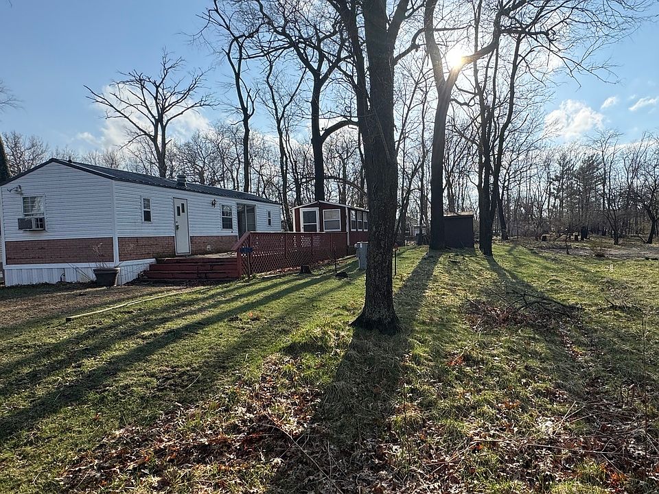 1st image of 16-157/158 Woodhaven Lakes
