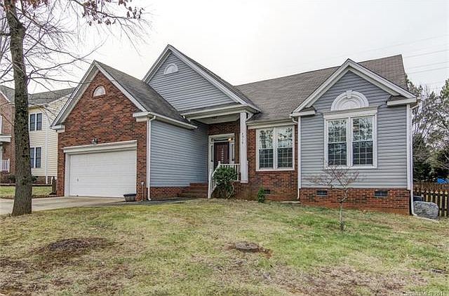 1st image of 4916 Chestnut Knoll Ln