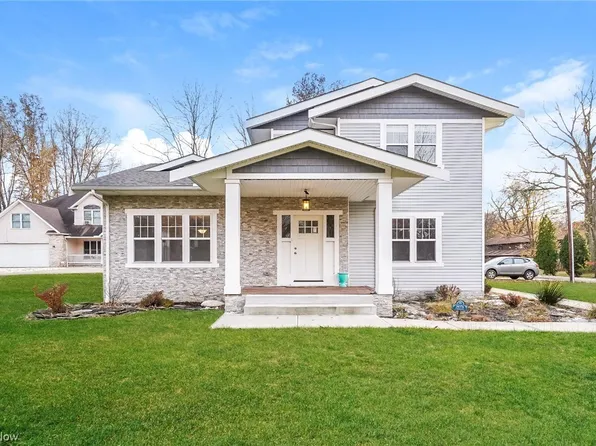 24376 Georgetown Rd, Richmond Heights, OH 44143