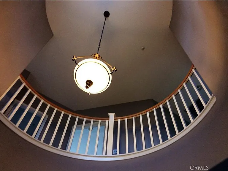43 Valencia Ln — Photo 24
