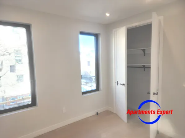 31-46 14th Street image 10 of 14