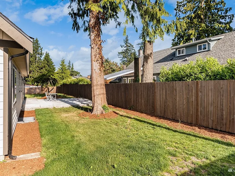 5801 224th St SW — Photo 23