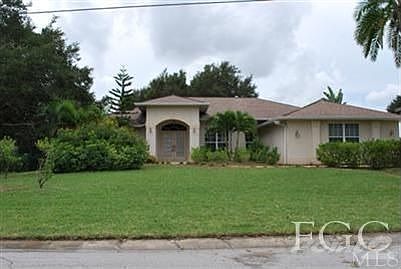 1st image of 1034 Averly St