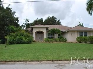 1034 Averly St, Fort Myers, FL 33919