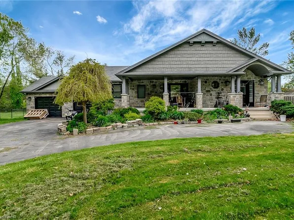 1392 Doon Village Rd, Kitchener, ON N2P 1A5