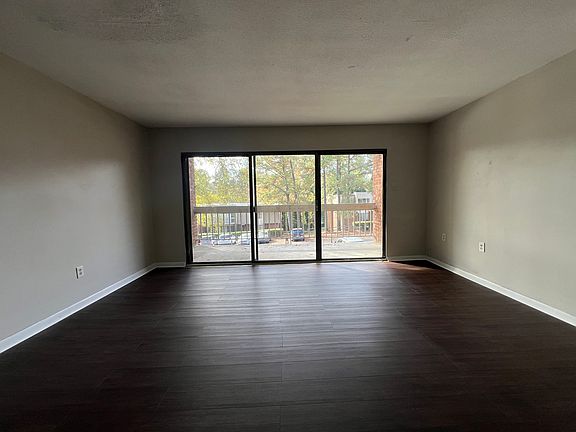 2nd image of 500 Umstead Dr #C