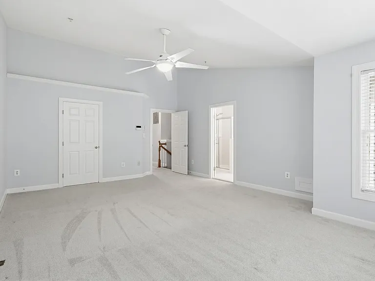 10635 Hillingdon Rd — Photo 22