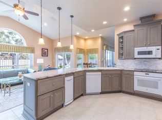 2522 Meek St, Gulf Breeze, FL 32563