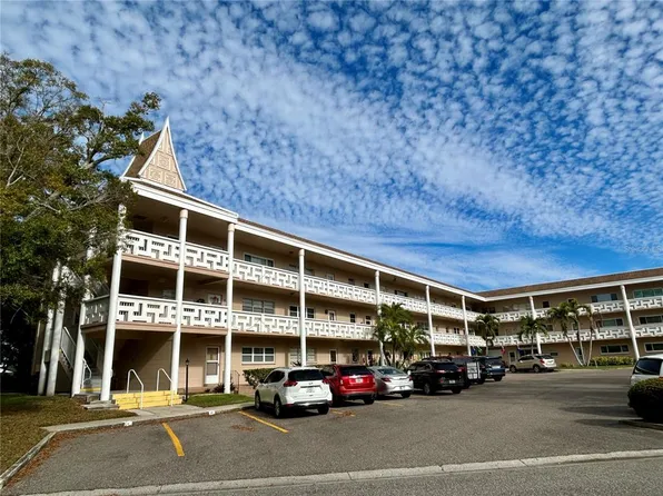 2436 Rhodesian Dr APT 42, Clearwater, FL 33763