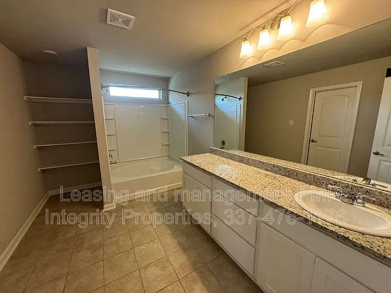 3202 Haven Lake Dr — Photo 7