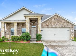 223 Thoroughbred St, Waxahachie, TX 75165