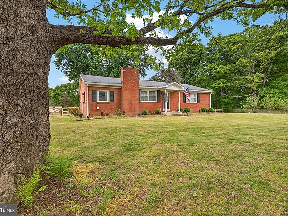 3rd image of 13656 Post Oak Rd