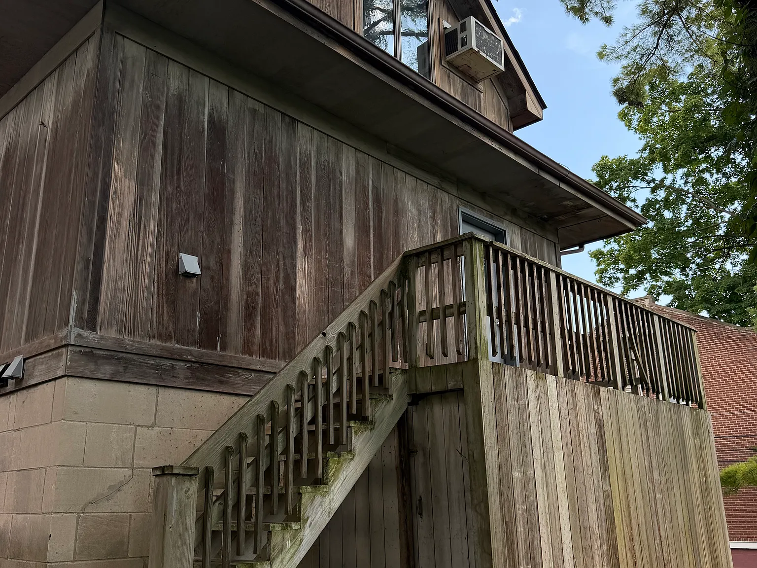 1 bed, 1200 sqft, $1,200 — Photo 2