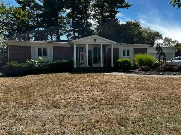 13 Arden Craig Drive, Albany, NY 12203