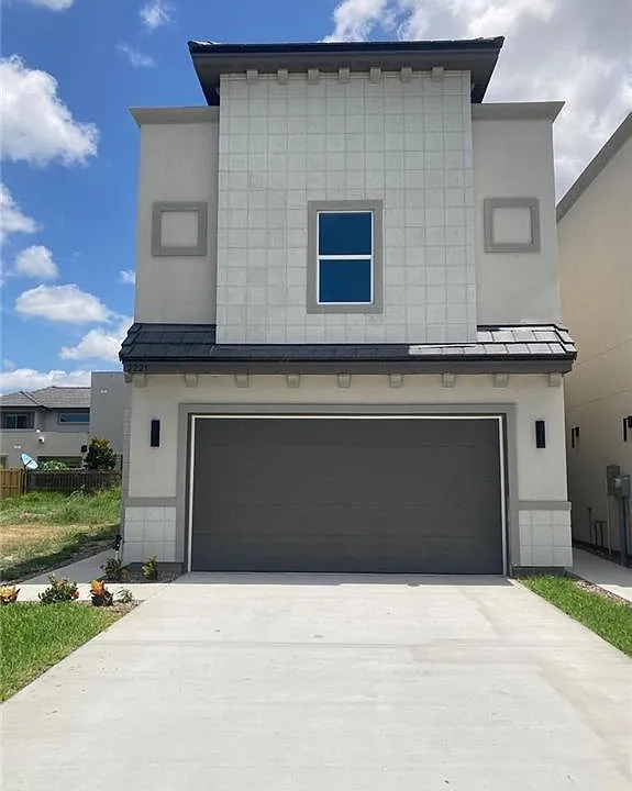 2221 Dorado Dr