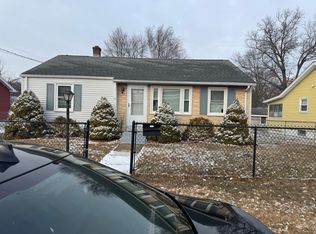 21 Carol St, Ludlow, MA 01056