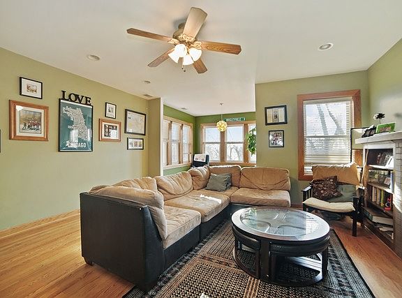 3rd image of 4865 N Washtenaw Ave #3