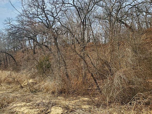 4th image of 383000 E 1160th Rd