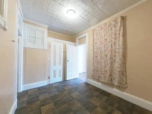 Rented by Remax Edge | media 12