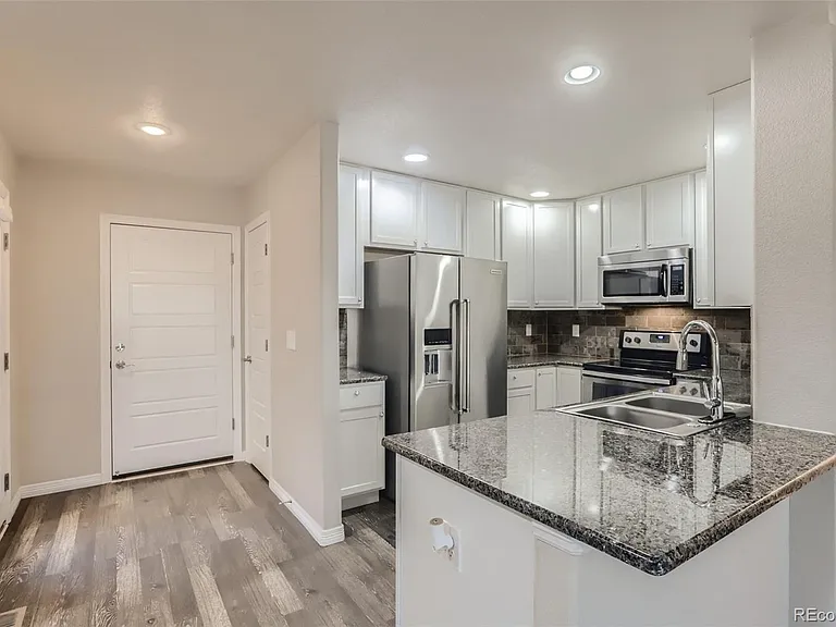 6118 Kochia Ct #102 — Photo 4